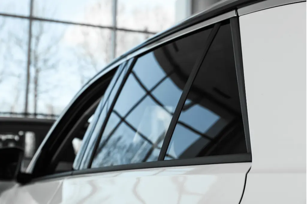 Darwin Auto Window Tint Installation - Smile Bubble™